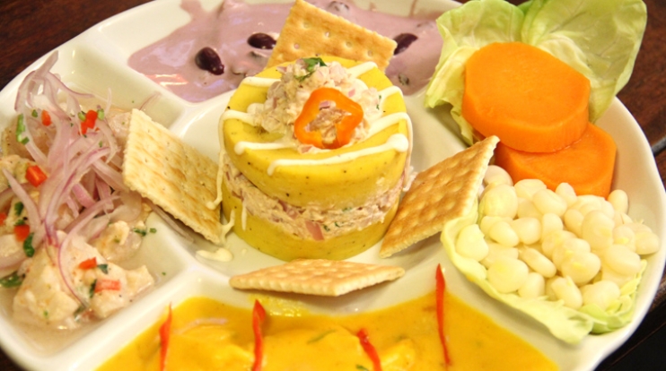SABORES PERUANOS - SABORES PERUANOS SABORES PERUANOS - SABORES PERUANOS